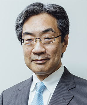 半田 純一 氏