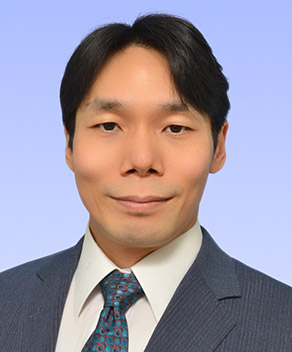 南波 邦雄 氏