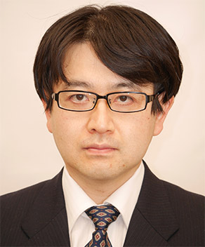 田中 薫 氏