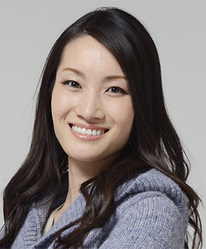 荒川 静香 氏