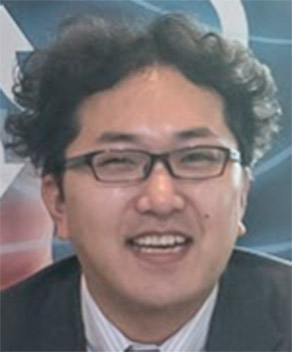川村 博隆 氏