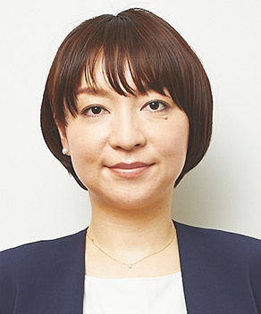 前川 陽子 氏