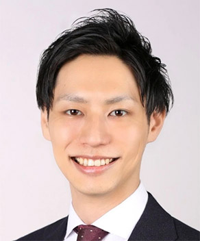 白川 遼 氏