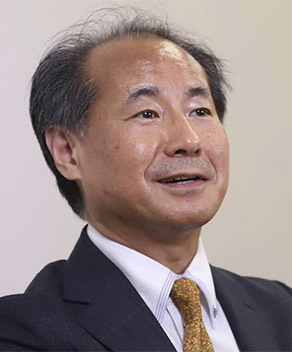 日山 孝彦 氏