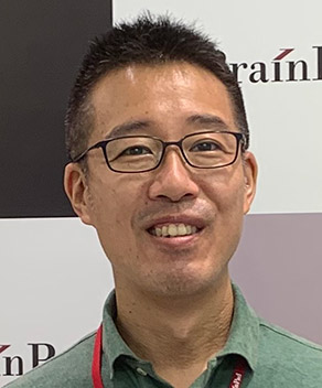 井上 剛志 氏