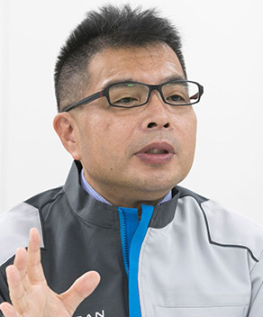 村井 勇一 氏