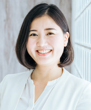 向山 淳 氏