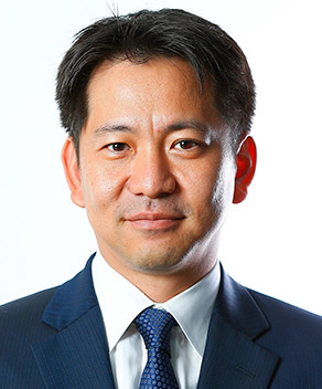 海老原 城一 氏