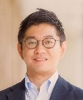 高柳 圭介 氏