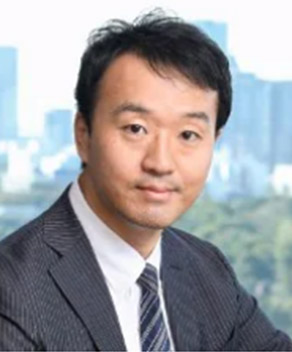 岩本 高明 氏