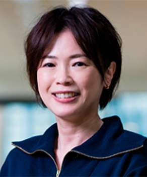副島 智子 氏