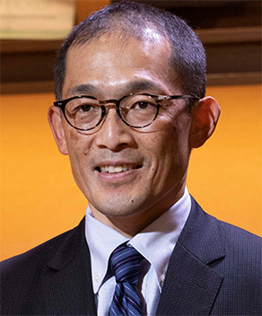 三部 智英 氏