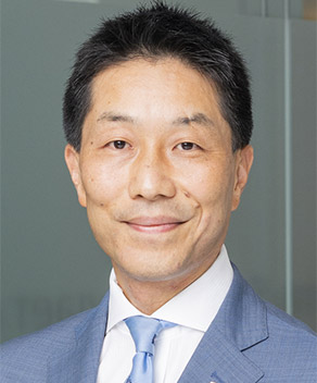 河西 敏章 氏