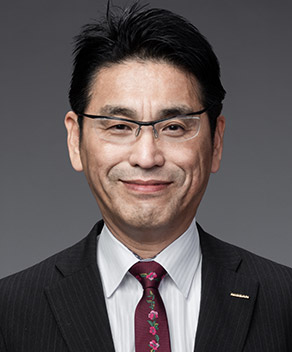 真野 仁志 氏