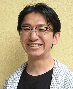 岩田 匠 氏