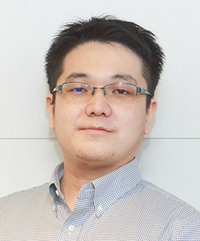 小田島 拓 氏