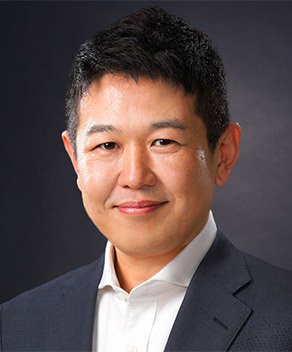 江川 亮一 氏
