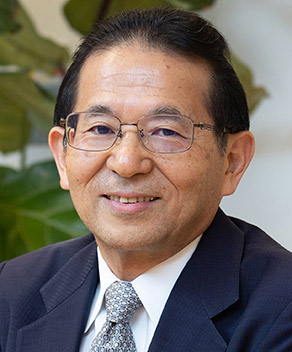 津田 建二 氏