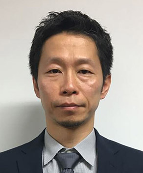 鷲尾 裕 氏