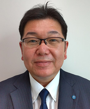 久野 真裕 氏