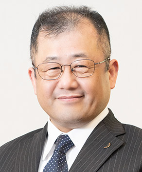 巳波 弘佳 氏