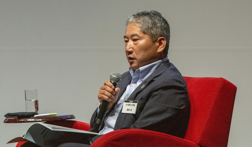 「<ダイアログセッション>最高技術責任者3名と議論!CTOの役割の再考」の様子