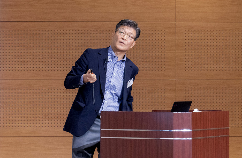 「＜ゴールド協賛講演＞　【多角視点でのサプライチェーン戦略】」の様子