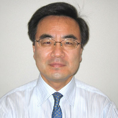内山 邦男 氏